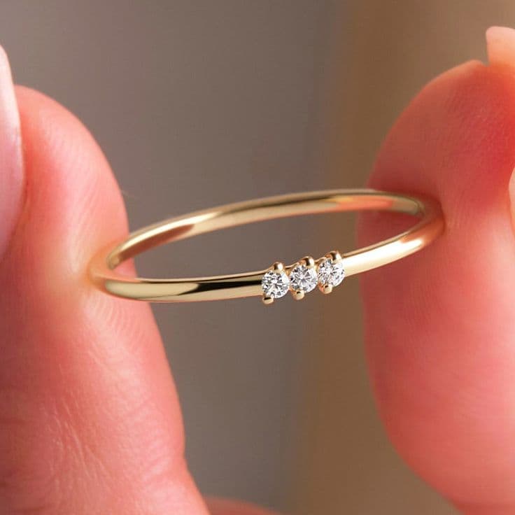 Fine Gold Scatter Ring